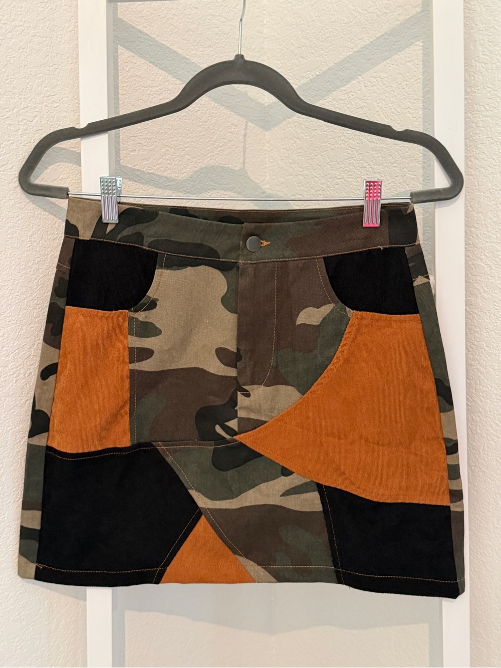 SHEIN Camouflage Patchwork Mini Skirt with Rust and Black Panels